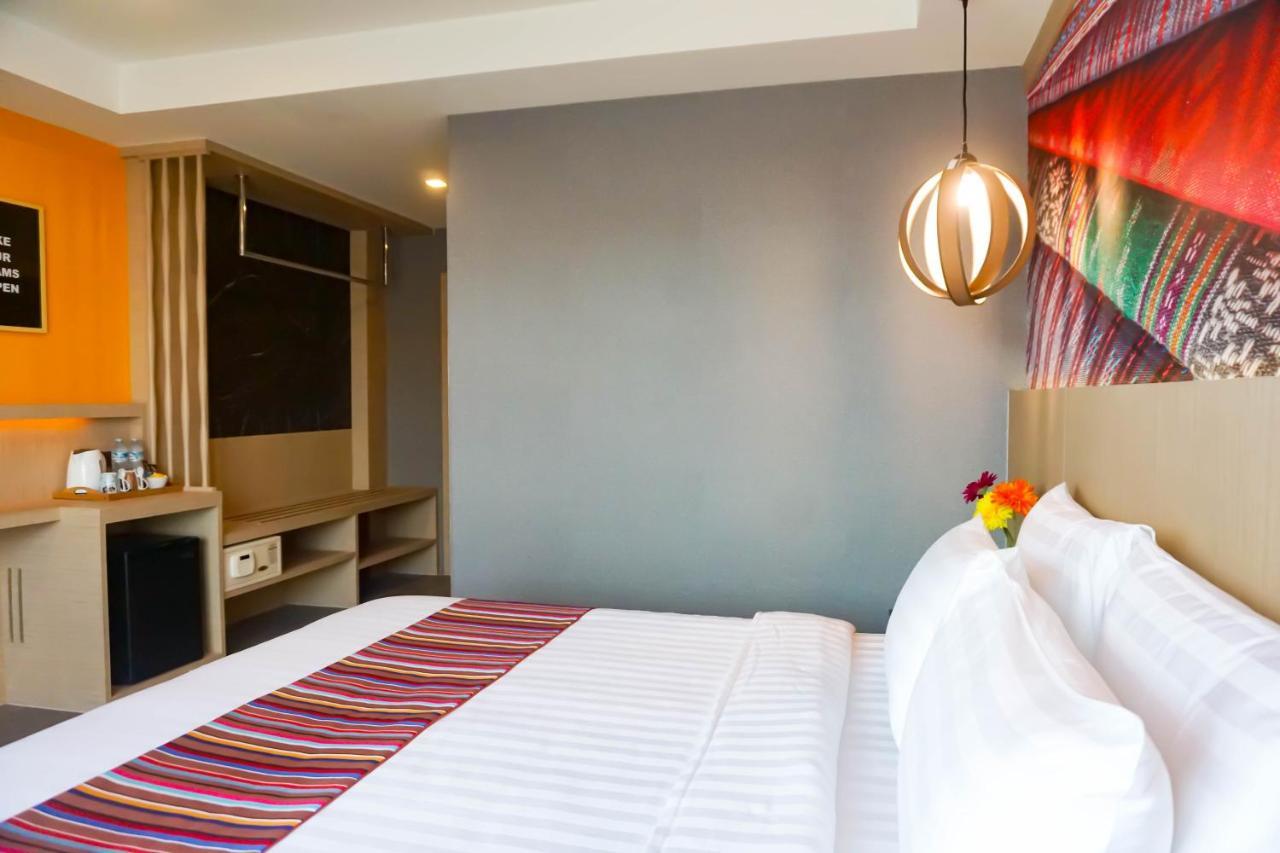 Glow Inn South Патая Екстериор снимка